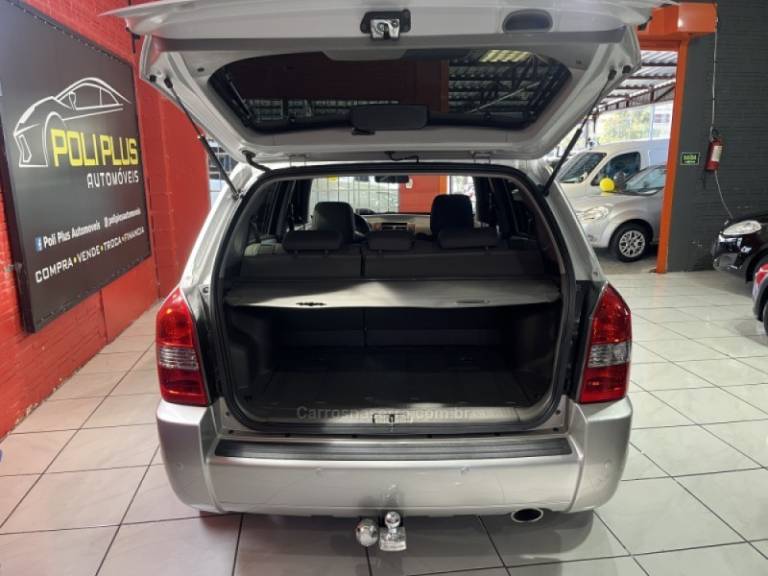 HYUNDAI - TUCSON - 2010/2010 - Prata - R$ 44.900,00