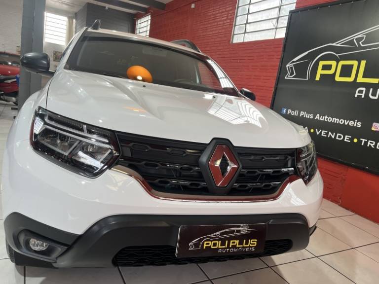 RENAULT - DUSTER - 2024/2025 - Branca - R$ 112.900,00