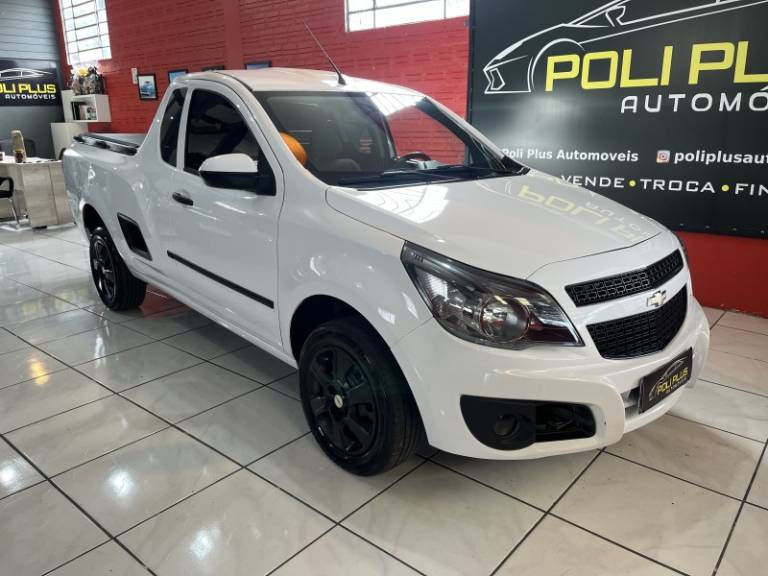 CHEVROLET - MONTANA - 2012/2013 - Branca - R$ 44.900,00