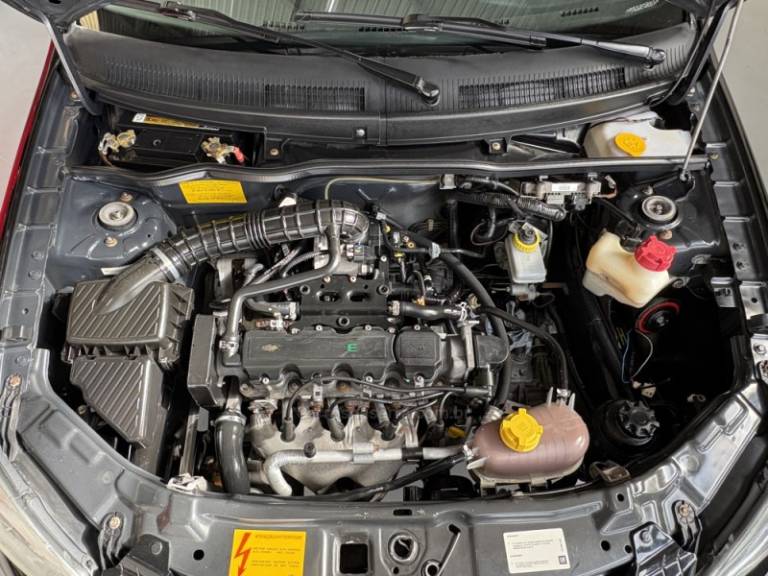 CHEVROLET - CELTA - 2009/2010 - Preta - R$ 28.900,00