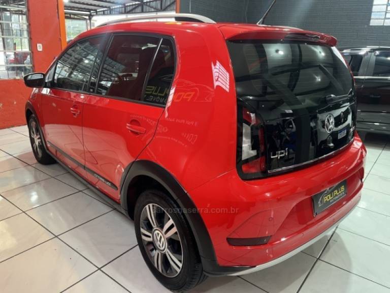 VOLKSWAGEN - UP - 2018/2019 - Vermelha - R$ 68.900,00