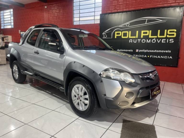 FIAT - STRADA - 2013/2013 - Prata - R$ 57.900,00