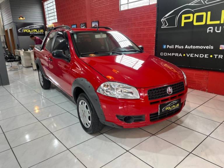 FIAT - STRADA - 2012/2012 - Vermelha - R$ 49.900,00