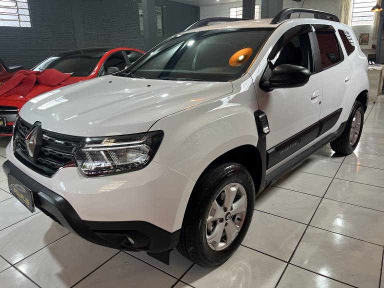 RENAULT - DUSTER - 2024/2025 - Branca - R$ 112.900,00