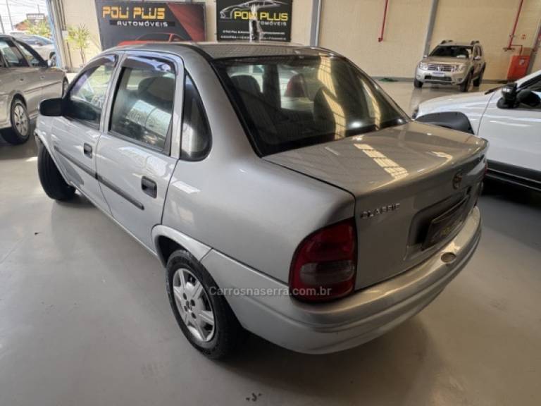 CHEVROLET - CLASSIC - 2008/2008 - Prata - R$ 21.900,00