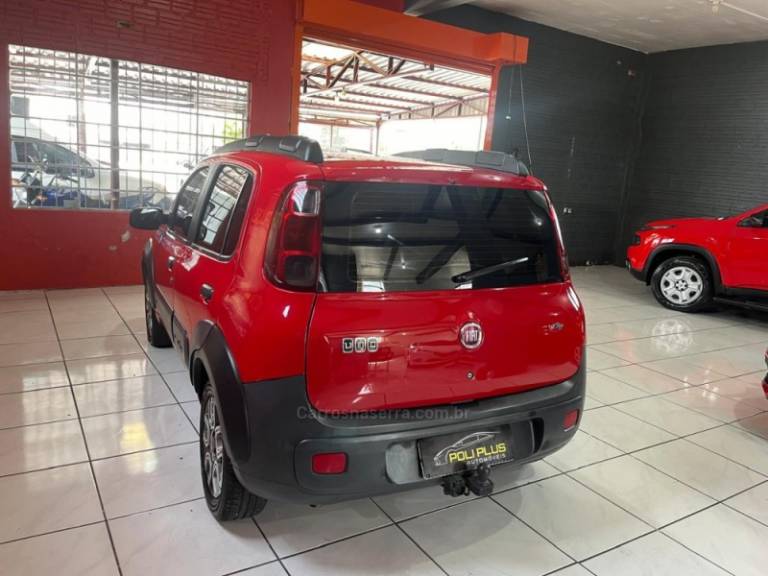 FIAT - UNO - 2013/2014 - Vermelha - R$ 36.900,00