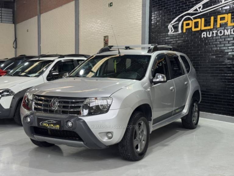 RENAULT - DUSTER - 2013/2013 - Prata - R$ 54.900,00