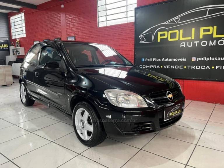 CHEVROLET - CELTA - 2008/2009 - Preta - R$ 23.900,00