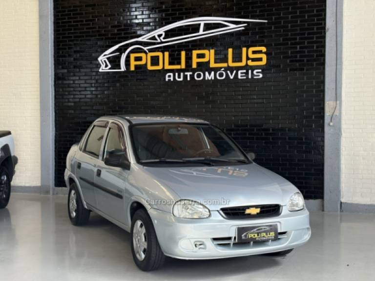 CHEVROLET - CLASSIC - 2008/2008 - Prata - R$ 21.900,00